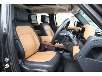 LAND ROVER DEFENDER 2024 thumbnail 42