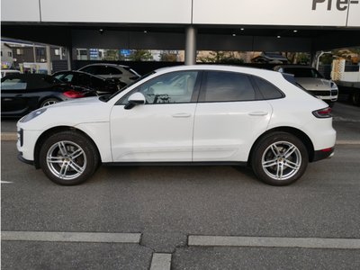PORSCHE MACAN - 2