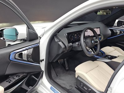 2025 BMW X3 缩略图 17