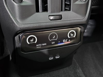 2025 BMW X3 缩略图 25