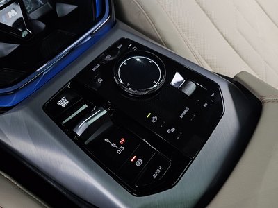 2025 BMW X3 缩略图 12
