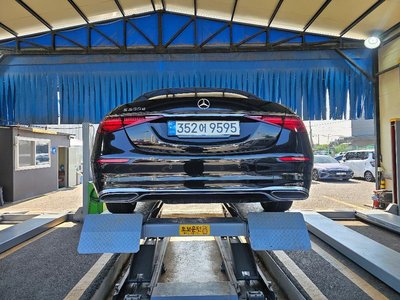 MERCEDES-BENZ S-CLASS - 2