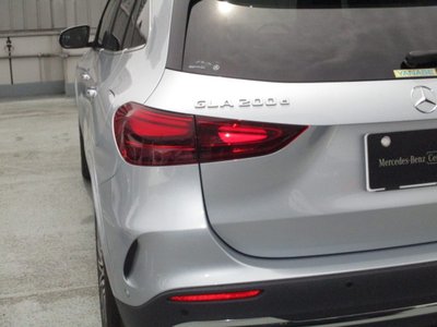 MERCEDES-BENZ GLA - 8