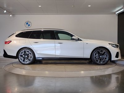 2024 BMW 5 SERIES TOURING — фото 7