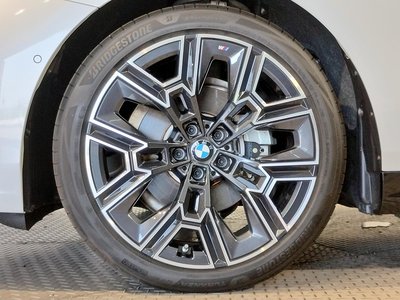 2024 BMW 5 SERIES TOURING thumbnail 42