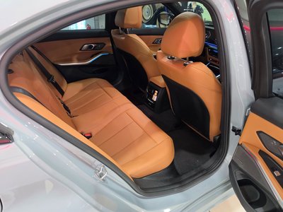 2025 BMW 3 SERIES 缩略图 12