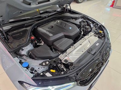 2025 BMW 3 SERIES 照片 7