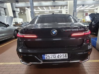 2023 BMW 7 SERIES — фото 2