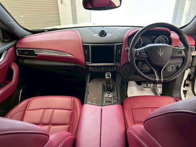 MASERATI LEVANTE - 8