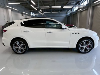 MASERATI LEVANTE - 3