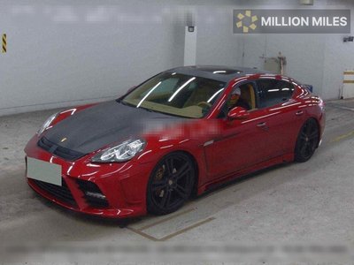 PORSCHE PANAMERA - 4