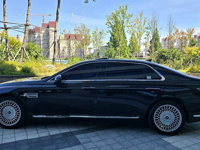 2019 Genesis G90 — миниатюра 12