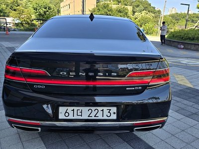 2019 Genesis G90 — фото 8