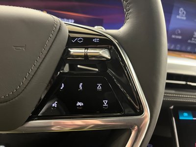 2025 Cadillac ESCALADE 缩略图 21