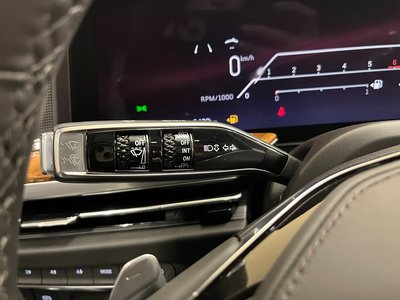 2025 Cadillac ESCALADE 缩略图 23