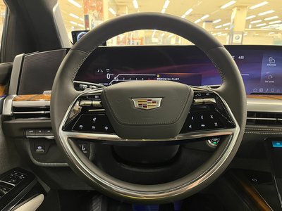 2025 Cadillac ESCALADE 缩略图 18