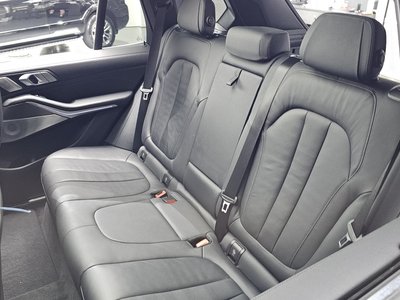 صورة مصغرة 30 لـ 2021 BMW X5
