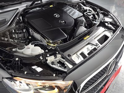 MERCEDES-BENZ E-CLASS - 7