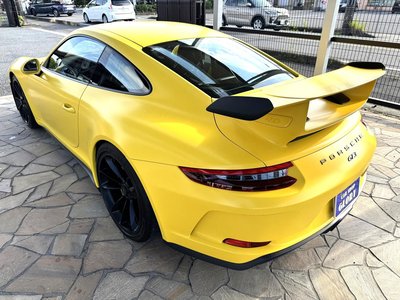 PORSCHE 911 - 9