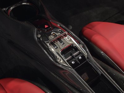 صورة مصغرة 15 لـ 2021 FERRARI SF90 STRADALE