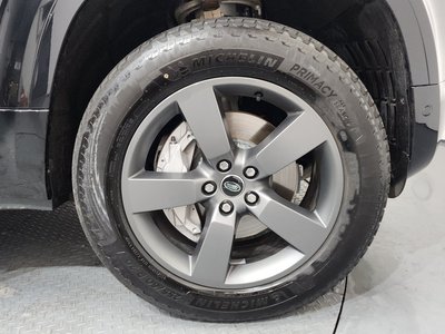 LAND ROVER DEFENDER - 6