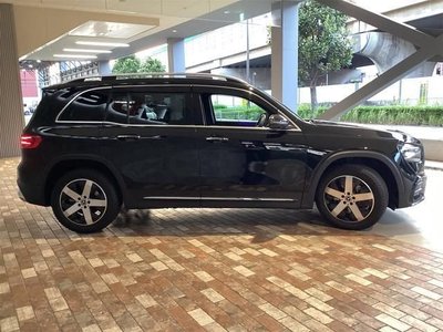 صورة 4 لـ 2025 Mercedes-BENZ GLB