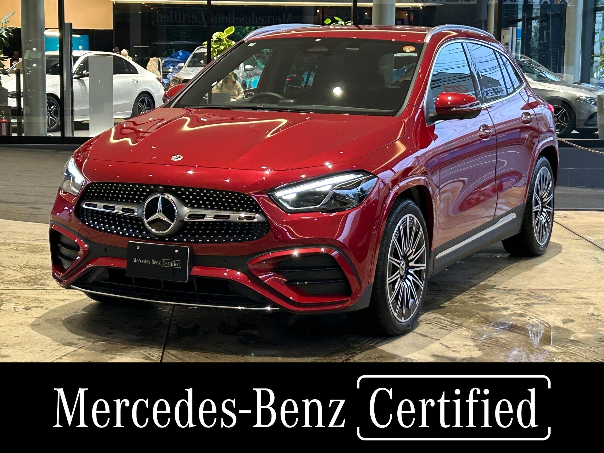 MERCEDES-BENZ GLA - View 1