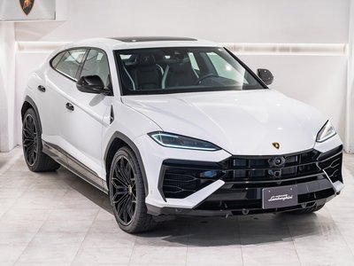 LAMBORGHINI URUS - 1