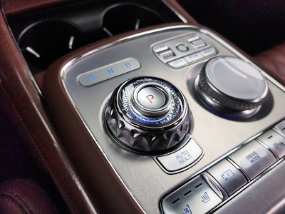 صورة 9 لـ 2022 Genesis G90 (RS4)