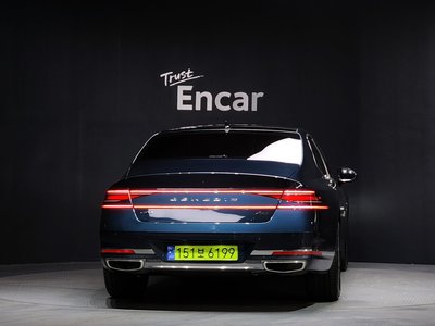صورة 3 لـ 2022 Genesis G90 (RS4)