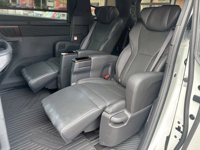 صورة مصغرة 57 لـ 2025 TOYOTA ALPHARD
