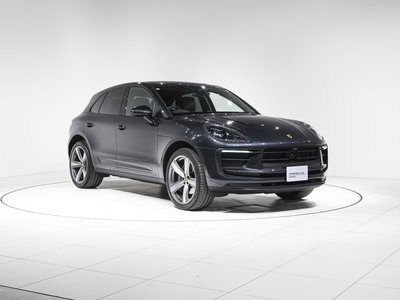 PORSCHE MACAN - 4