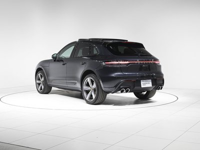 PORSCHE MACAN - 8