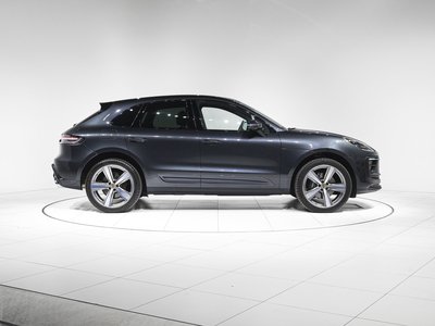 PORSCHE MACAN - 5