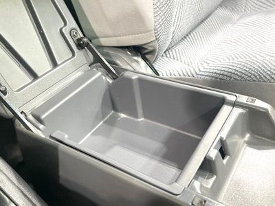 2015 Toyota LAND CRUISER 70 — миниатюра 39