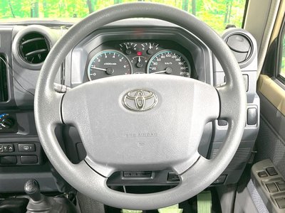 2015 Toyota LAND CRUISER 70 — фото 9