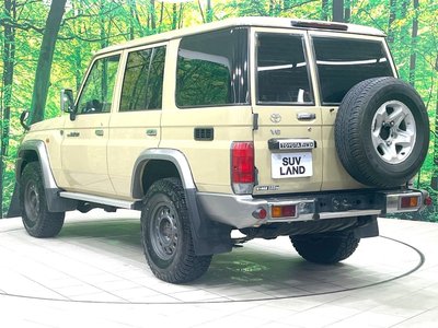 2015 Toyota LAND CRUISER 70 — миниатюра 42