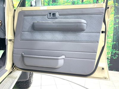 2015 Toyota LAND CRUISER 70 — миниатюра 36