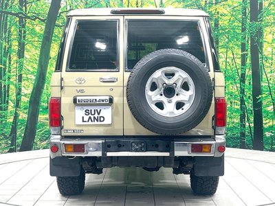 2015 Toyota LAND CRUISER 70 — миниатюра 13