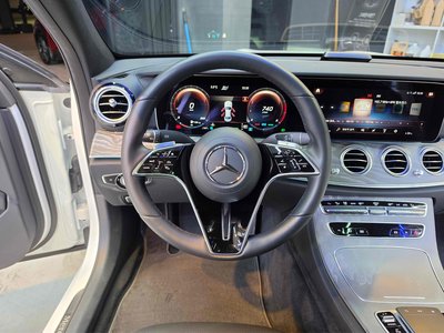 MERCEDES-BENZ E-CLASS - 9