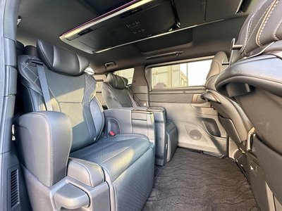 صورة 7 لـ 2024 Toyota VELLFIRE