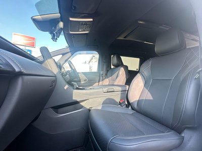 صورة 6 لـ 2024 Toyota VELLFIRE