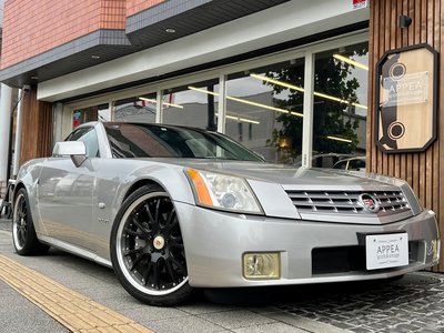 CADILLAC XLR - 1