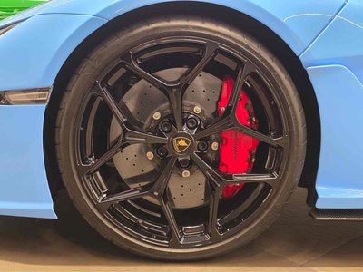 LAMBORGHINI REVUELTO - 10