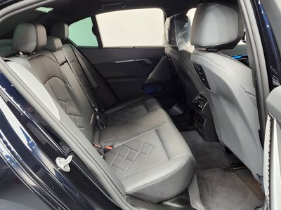 صورة مصغرة 17 لـ 2025 BMW 5 SERIES