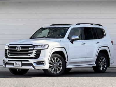 TOYOTA LAND CRUISER 300 - 7