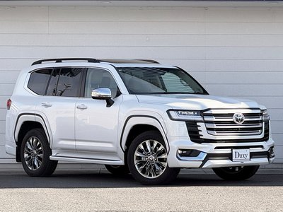 TOYOTA LAND CRUISER 300 - 8