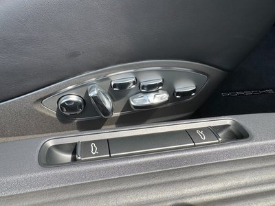2023 Porsche 718 缩略图 22