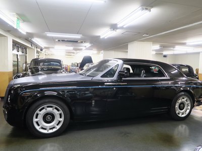 ROLLS-ROYCE PHANTOM COUPE - 2