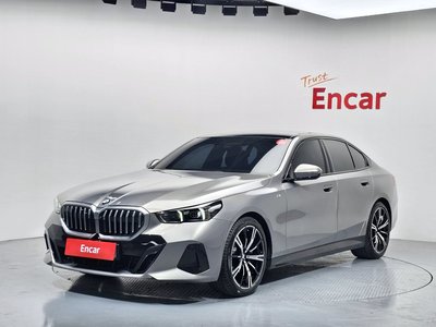 BMW 5 SERIES - 1
